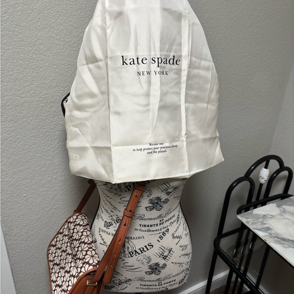 Kate Spade ♠️ Floral Crossbody Bag - Burgundy and Cream NWT - Picture 11 of 13